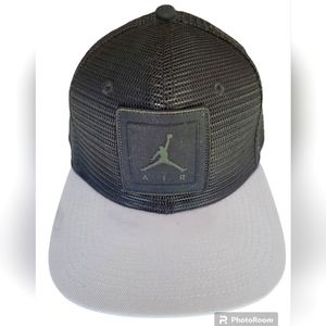 Nike Air Jordan Mesh Snapback Hat